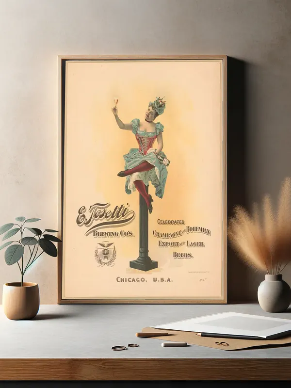 Постер «Рекламный плакат - Пивная леди» над диваном в гостиной