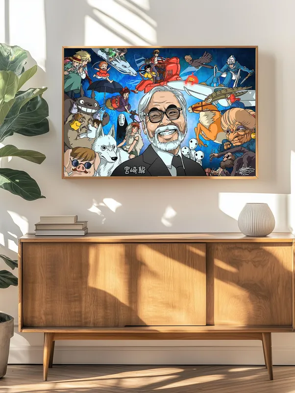 Постер «Мир Хаяо Миядзаки» над диваном в гостиной