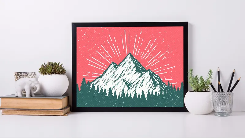 Постер «Снежные горы» над диваном в гостиной