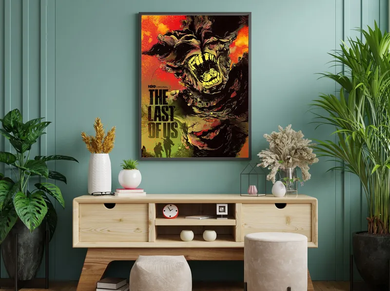 Постер «The Last Of Us. Чудовище» на стене в офисе