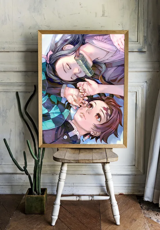 Постер «Клинок, рассекающий демонов. Танджиро с сестрой» над диваном в гостиной